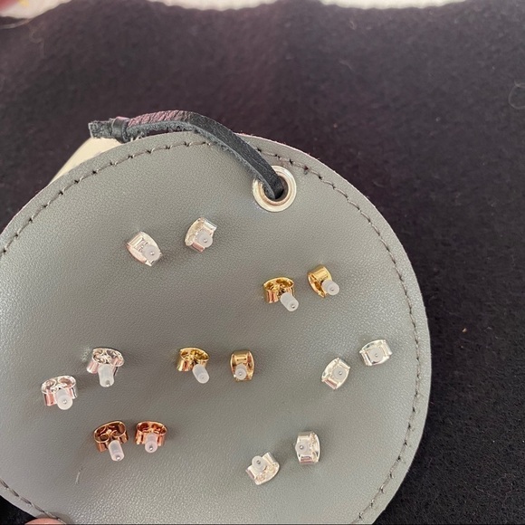 Lucky Brand set of 7 earrings - Picture 8 of 8